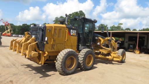 2015 CAT 12M3 Grader 6,950 hrs. Stock No. 087