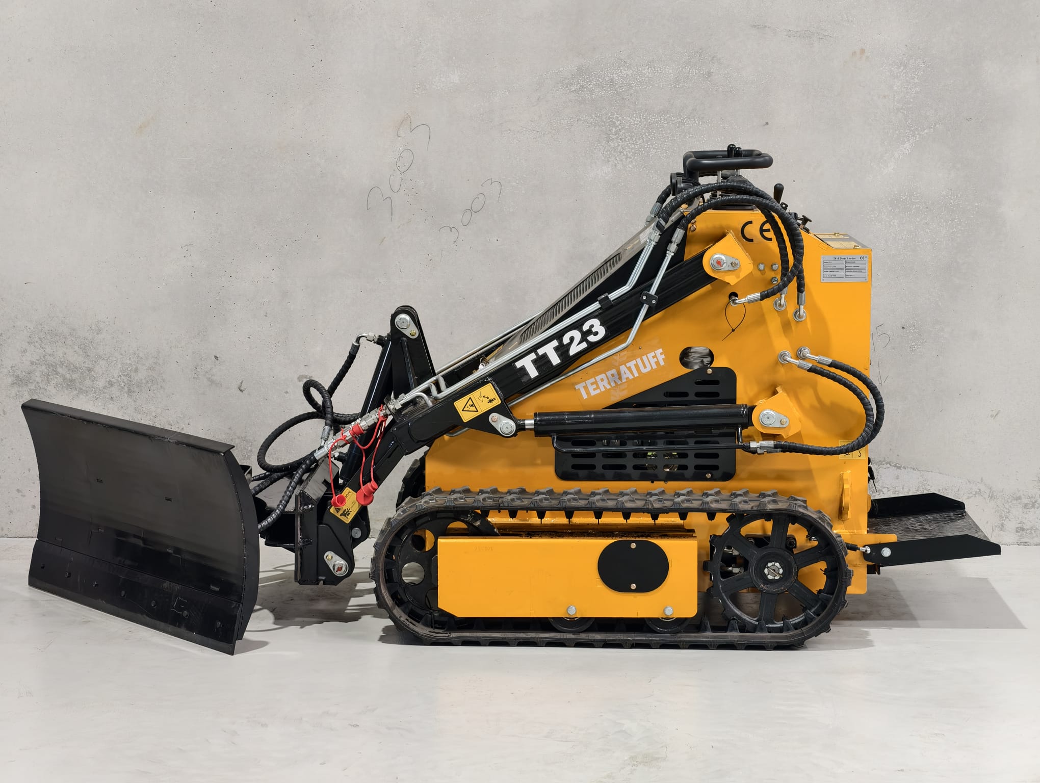 2026 TerraTuff TT23 Mini Skid Steer Loader - Image 8