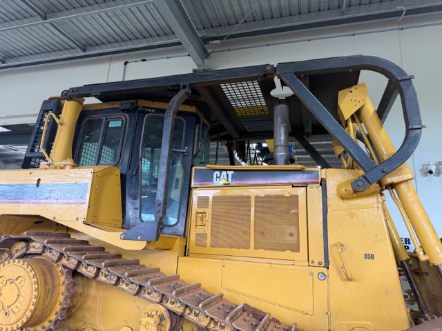 2003 CAT D8R Series II 11,500 hrs. Stock No. 059 - Image 5