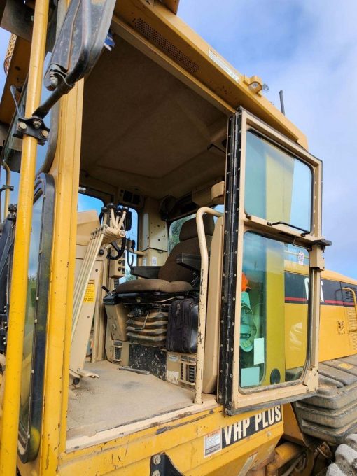 2004 CAT 140H VHP 16,000 hrs. Stock No. 088 - Image 8