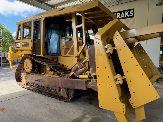 2013 CAT D6T XL with only 5,895 hrs - Image 3