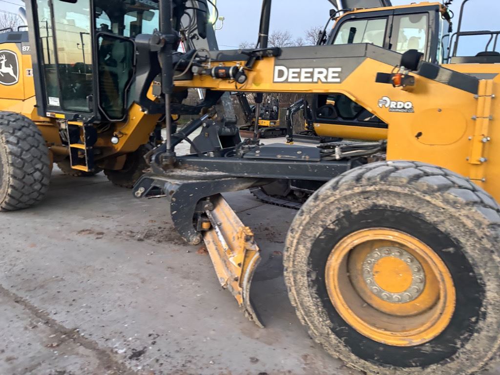 2020 John Deere 872GP with 7,600 hrs - Image 7