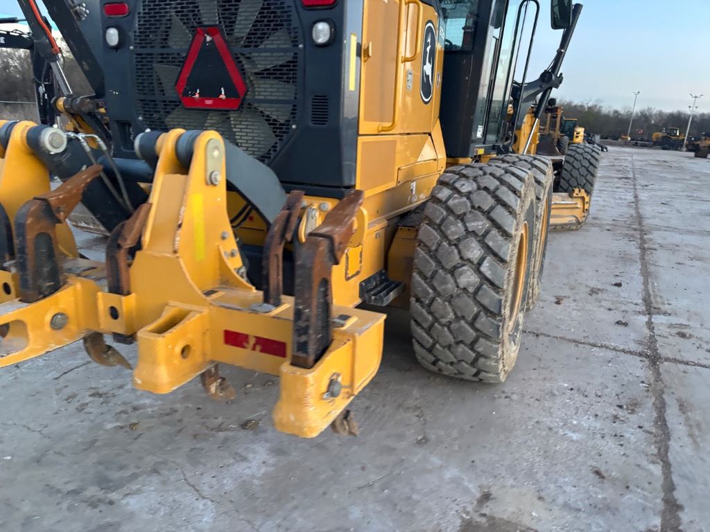 2020 John Deere 872GP with 7,600 hrs - Image 8