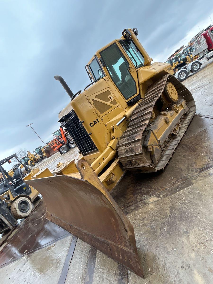 2014 CAT D6N XL with 8,100 hrs - Image 3