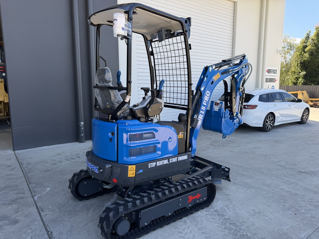 2026 Rippa R18 PRO 1.8 Ton Mini Excavator - Image 3