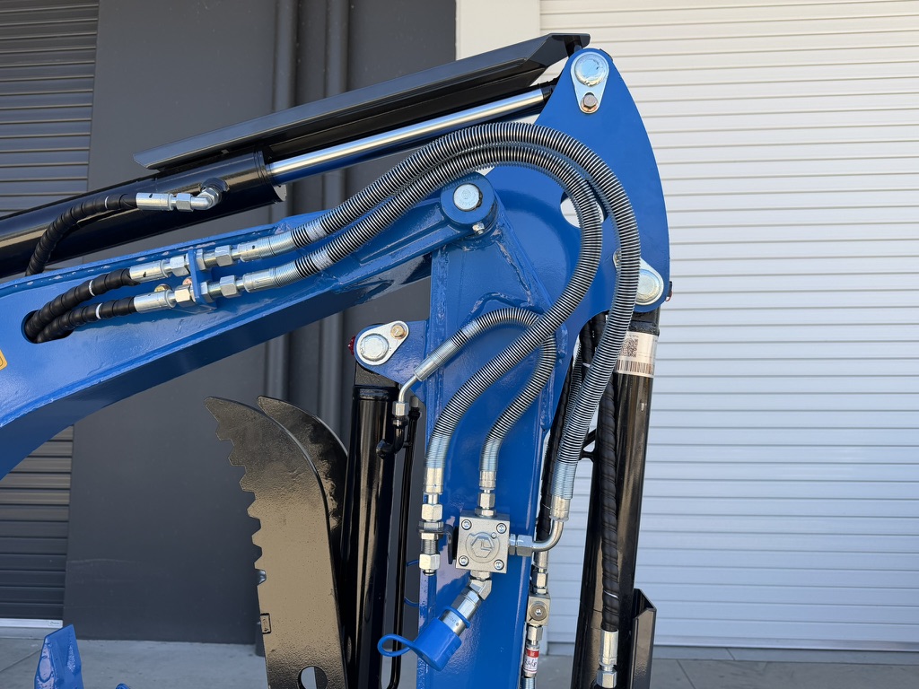2026 Rippa R18 PRO 1.8 Ton Mini Excavator - Image 10