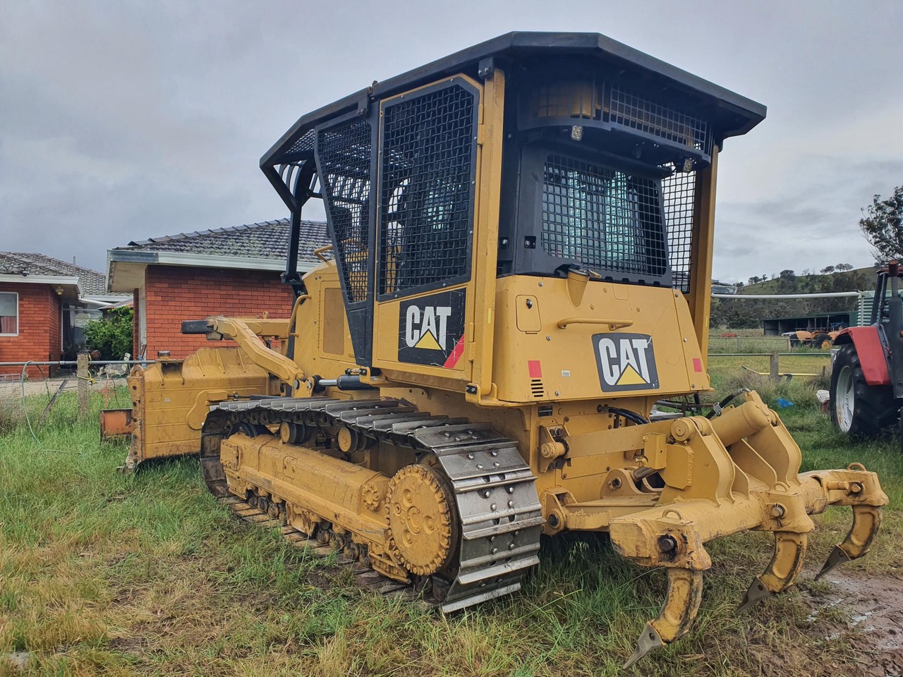 2016 CAT D6K2 XL with 2,800 hrs - Image 9