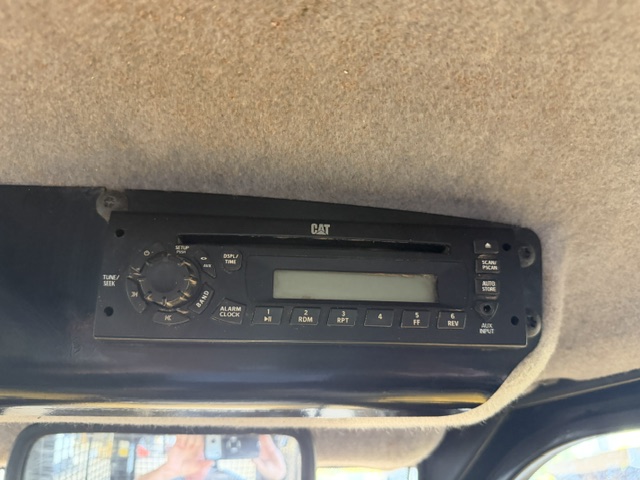 2014 CAT D6K2 XL with 5,100 hrs - Image 26