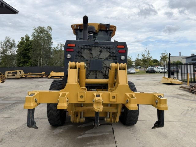 2016 John Deere 772G 6WD with 6,500 hrs - Image 3