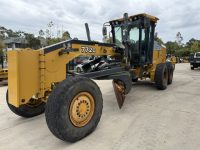 2016 John Deere 772G 6WD with 6,500 hrs