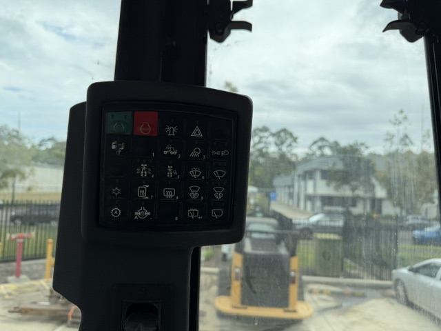 2016 John Deere 772G 6WD with 6,500 hrs - Image 15