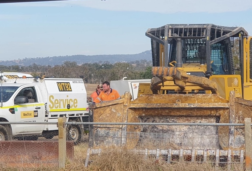 2016 CAT D6K2 XL with 2,800 hrs - Image 8