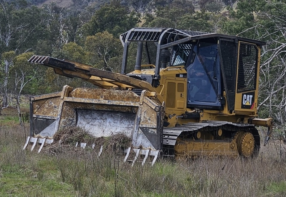 2016 CAT D6K2 XL with 2,800 hrs